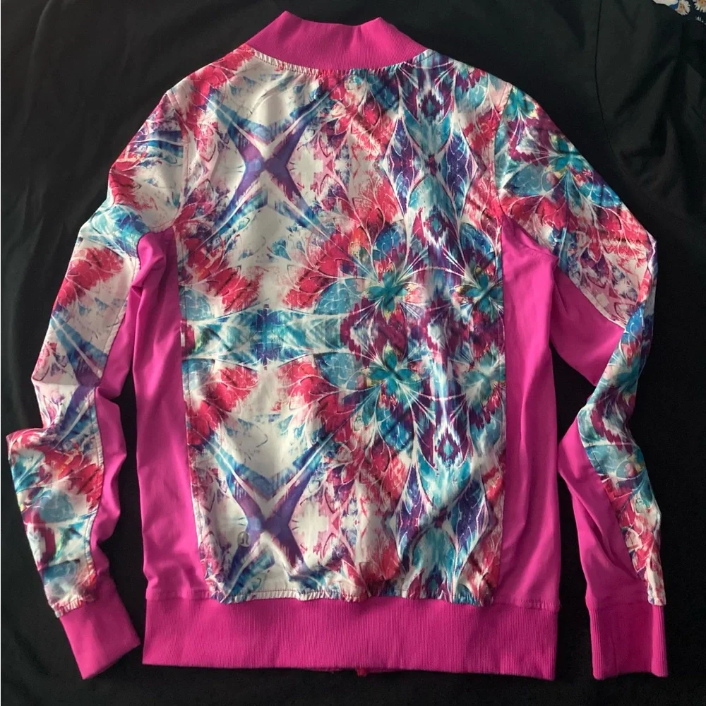 Lululemon Sz 4 Vibrant Pink Multicolor Zip-Up Jacket activewear